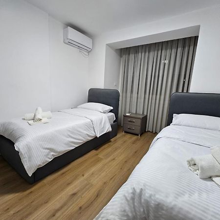 Elois Luxury Apartment ติรานา ภายนอก รูปภาพ