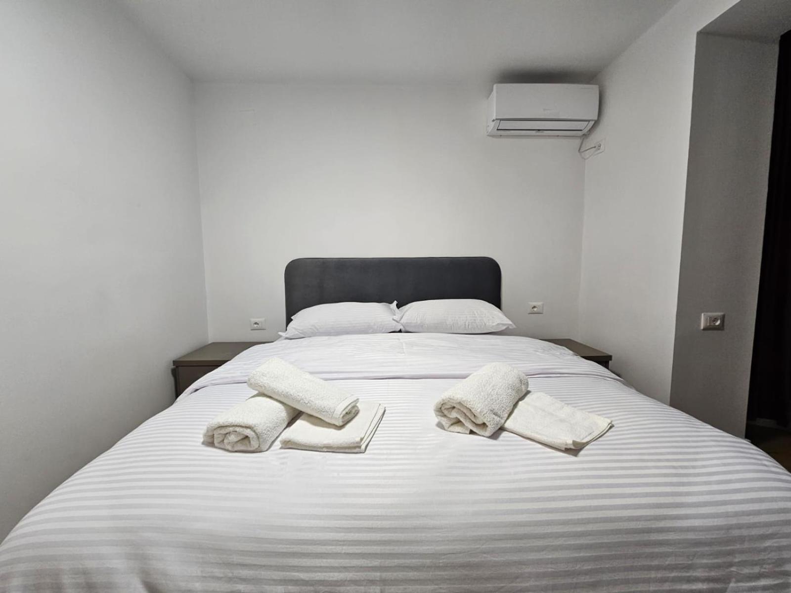 Elois Luxury Apartment ติรานา ภายนอก รูปภาพ
